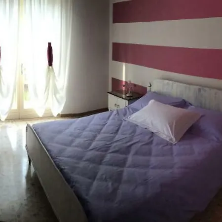 Celeste's House Ferienhaus Rivoltella del Garda